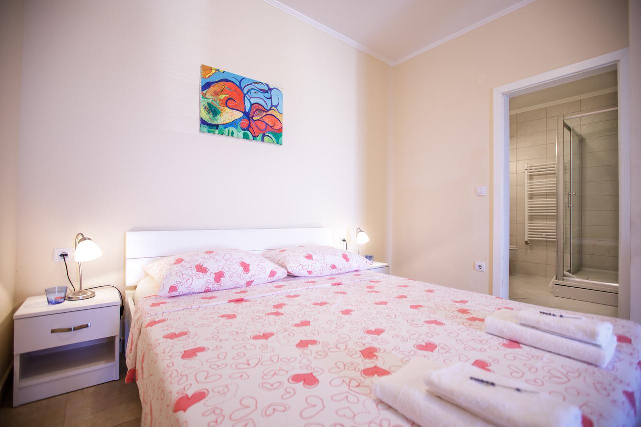 Oliva 1 Lozica Apartment *